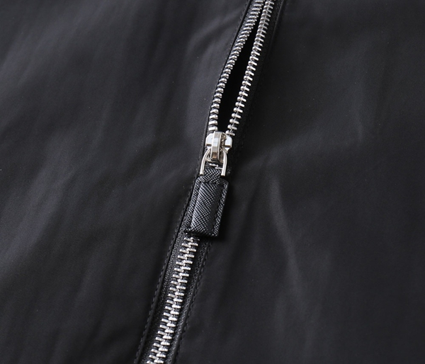 ブランドジャケット角部分ディテール